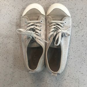 KEEN Elsa II crochet sneaker in silver birch 8.5